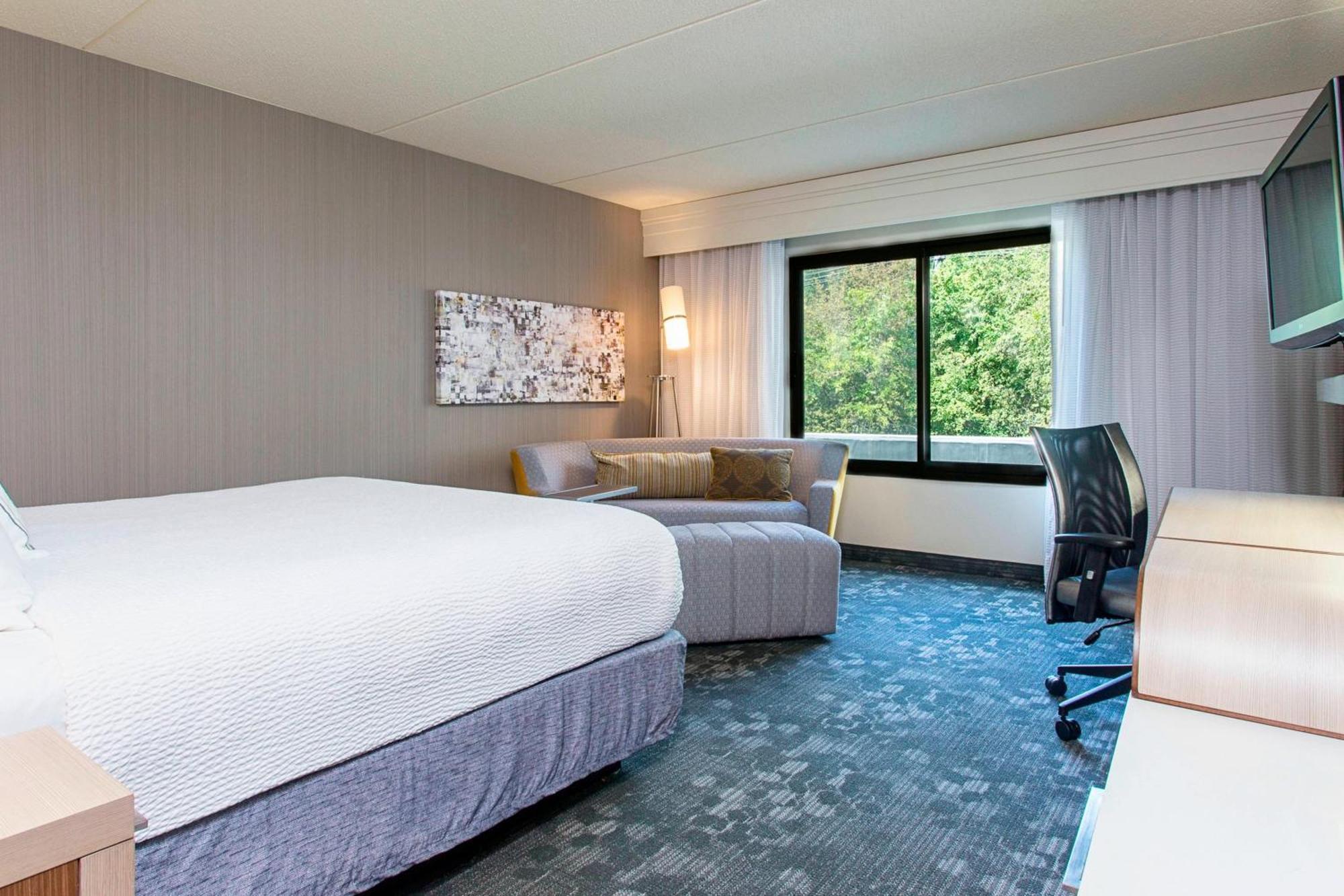 Отель Courtyard Binghamton Vestal Экстерьер фото