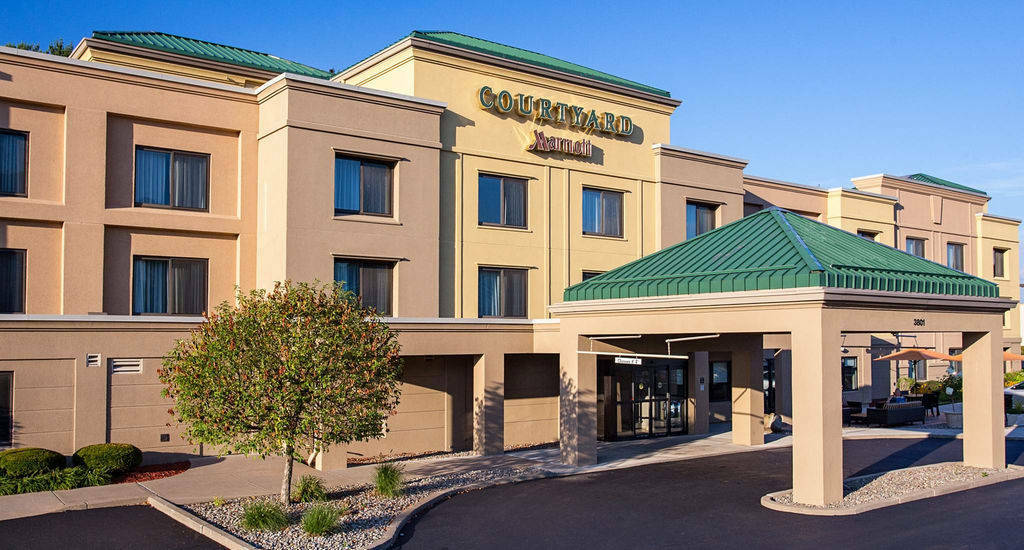 Отель Courtyard Binghamton Vestal Экстерьер фото